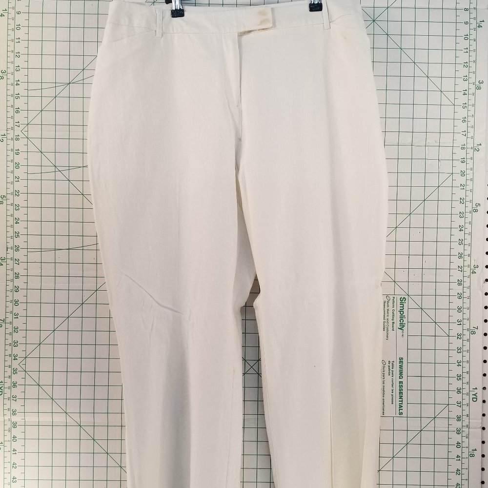 Cato White Slacks 24W